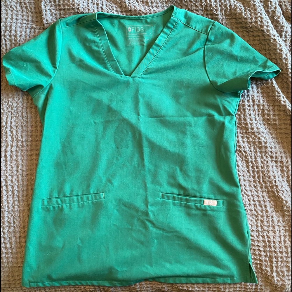 Figs Hunter Green 2 pocket shirt